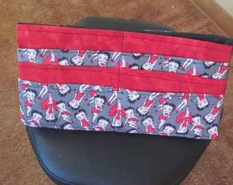 Betty Boop Card Holder: Trifold Standing Bingo Tab Organizer