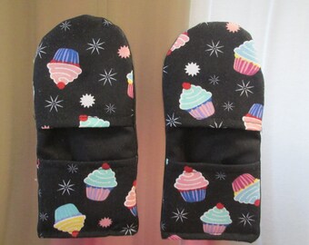 Magnet Finger Microwave Pot Holders, Cupcake Pot Holders, Microwave Pot Holders, Pot Handle Potholders