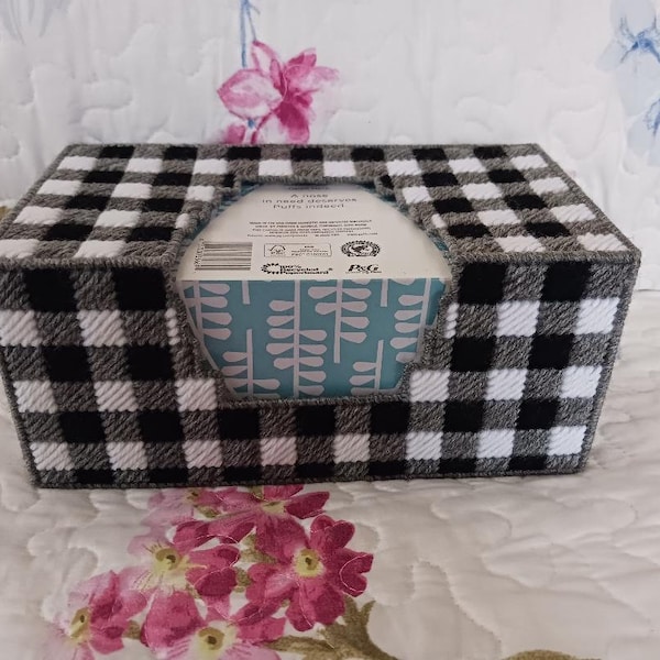 Black, gray and white checkered front opening tissue box cover