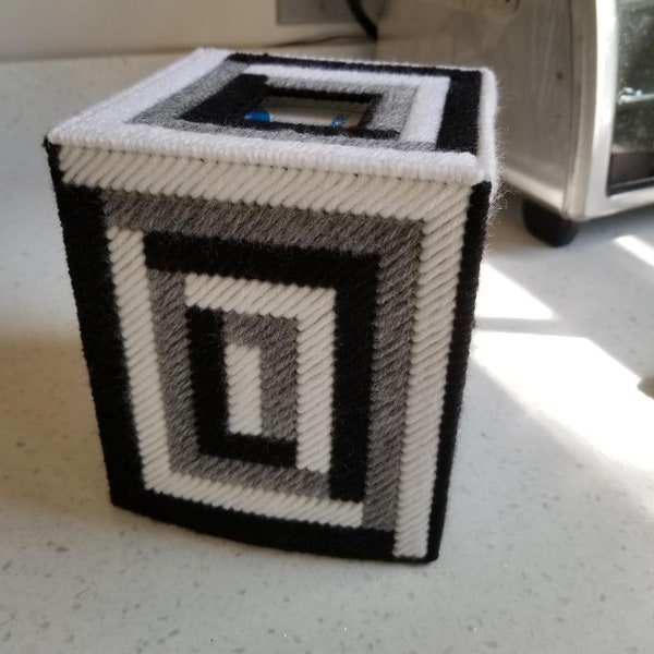 Quilt black, gray and white tissue box cover