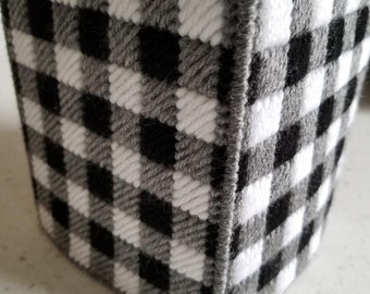 Gray & black checkered tissue box cover