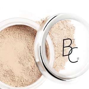 Mineral Makeup - Organic Pearl and Silk Mineral Foundation - Infused with Argan Oil - 30 Gram Jar - FREE US SHIPPING!