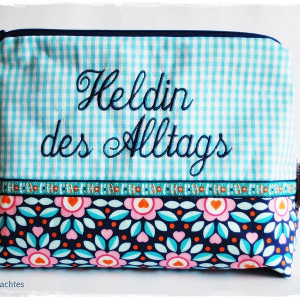 Kosmetiktasche * Heldin des Alltags *