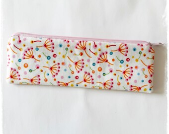 Pencil case * Ideal for your handbag * Pencil case * Pen case