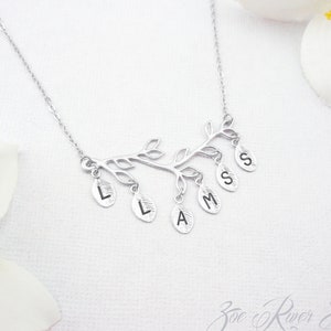 Peridot Leaf and Vine Branch Necklace Sterling Silver with Rope Chain Peridot Leaf and Vine Branch Necklace Sterling Silver with Rope Chain