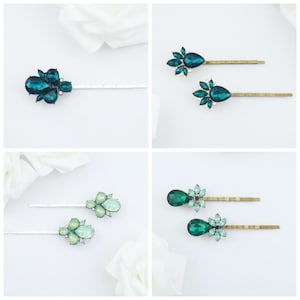 Emerald green vintage crystal bridal hairpins. Elegant wedding hair clips. Bridesmaid, bride hair pin, bobby pin, mint light pale dark green