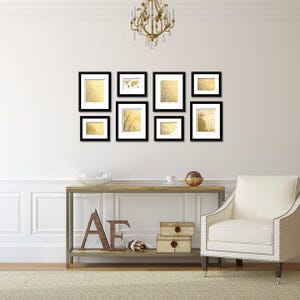 A shiny metallic map of New York City. This listing is shown in gold foil, several other foil colors are also available. Framed options available. Collect several foil maps to make a gallery wall of your favorite cities. Excellent globetrotter gift.