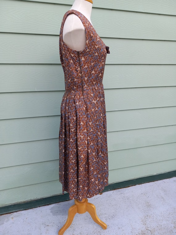Vintage 1950's Handmade brown patterned sleeveles… - image 6