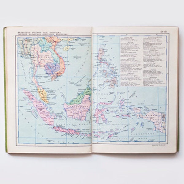 Vintage world map book - soviet ATLAS