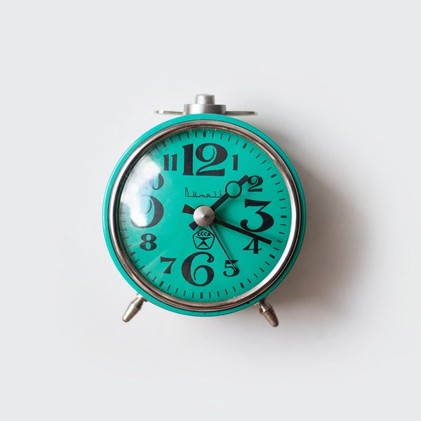 Vintage soviet mechanical alarm clock VITJAZ - working condition