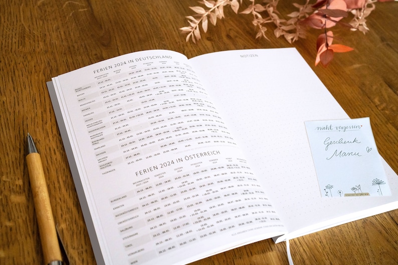 Terminkalender A5 Kalender 2024 Wochenplaner und Notizbuch für mehr Achtsamkeit Softcover Taschenkalender Beige Weiß Rosa Bild 6