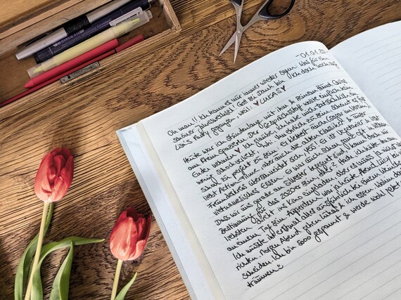 Liebes Tagebuch - Notizbuch liniert für Erwachsene, Mädchen