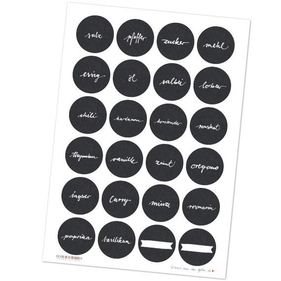 Spice labels black and white, 24 self-adhesive labels for 22 common spices  including 2 blank stickers for self-labeling, around 4 cm