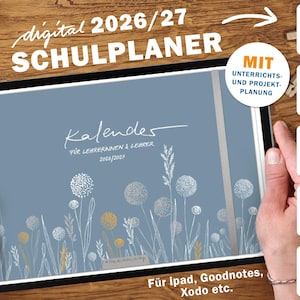 Könnte beinhalten: Ein digitaler Schulplaner 2026/27 auf einem Tablet. Der Planer hat ein blaues Cover mit floralen Illustrationen und dem Wort "Kalender" in Schrift. Zusätzlicher Text enthält "Für Lehrerinnen & Lehrer" und "Für ipad, Goodnotes, Xodo etc."