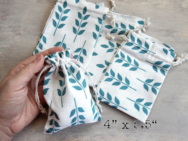 8 Small Drawstring Favor Bag Teal Leaves Leaf Natural Cotton Muslin Bags Folk Style Gift Soap Jewelry Wedding Party Supply Pouches 4 x 5.5
