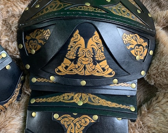 Clan Chief Leather Pauldrons