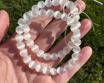 Flashy White Selenite Satin Spar Bracelet 8mm beads
