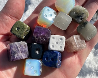 Natural Crystal Dice Six Sided, unpainted pips dots