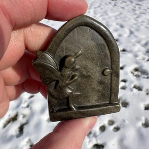 Gold Sheen Obsidian Door with Fairy Carving