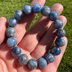 HQ Blue Kyanite Bracelet 11.5mm beads