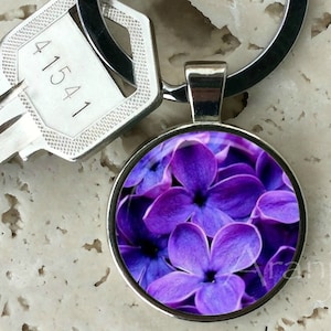 Lilac keychain, key chain, key ring, key fob, lilac flower keychain, purple flower keychain, flower keychain, #PL142K
