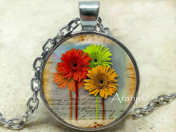 Gerbera Daisy Art Pendant, Gerbera Daisy Necklace, Daisy Pendant