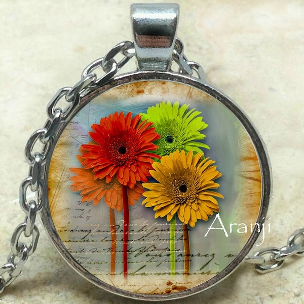 Gerbera daisy art pendant, gerbera daisy necklace, daisy pendant, gerbera daisy jewelry, gerbera daisy pendant, gerbera daisy Pendant#PL175P