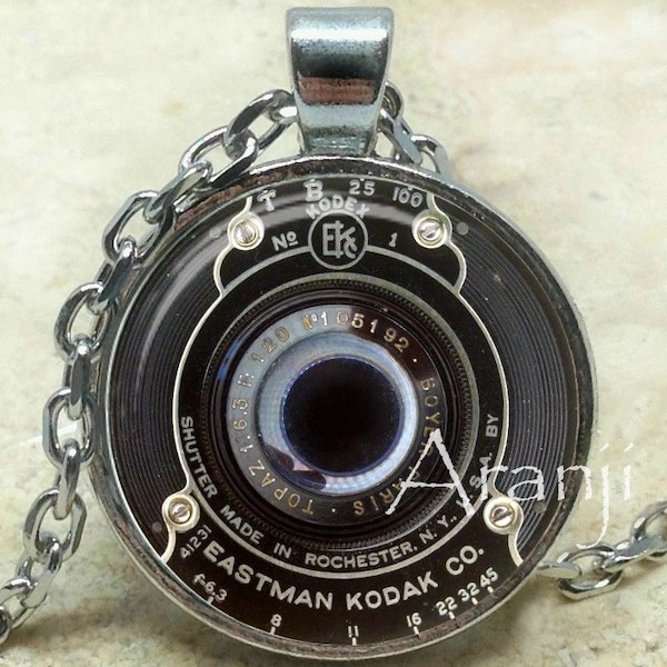 Vintage camera art pendant, camera necklace, camera jewelry, photographer necklace, photography pendant, camera lens, Pendant #HG201P