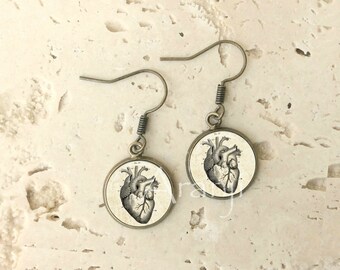 Victorian heart earrings, heart earrings, anatomical heart earrings, heart anatomy earrings, heart drawing, heart jewelry, heart, AN214DP