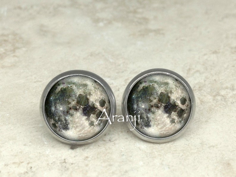 Full moon earrings, moon earrings, moon stud earrings earrings, moon jewelry, space, full moon jewelry, moon posts, moon studs, SP120E image 1