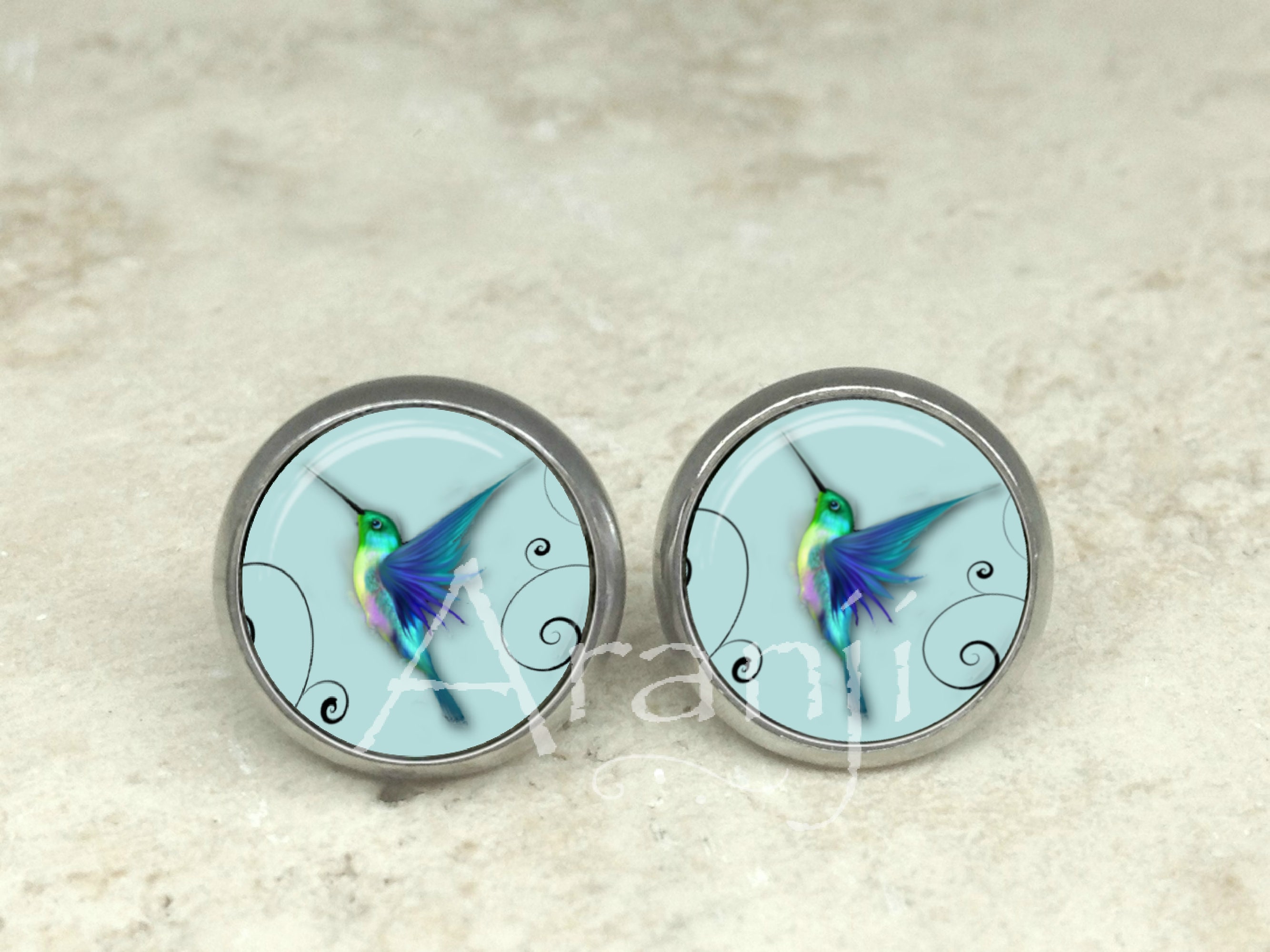 Hummingbird stud earrings, hummingbird post earrings, hummingbird earrings, hummingbird jewelry, post earrings, stud earrings AN181E