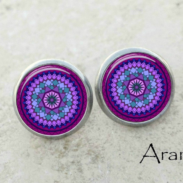 Purple mandala earrings, mandala earrings, purple earrings, purple mandala stud earrings, purple stud earrings, stud earrings, PA116E