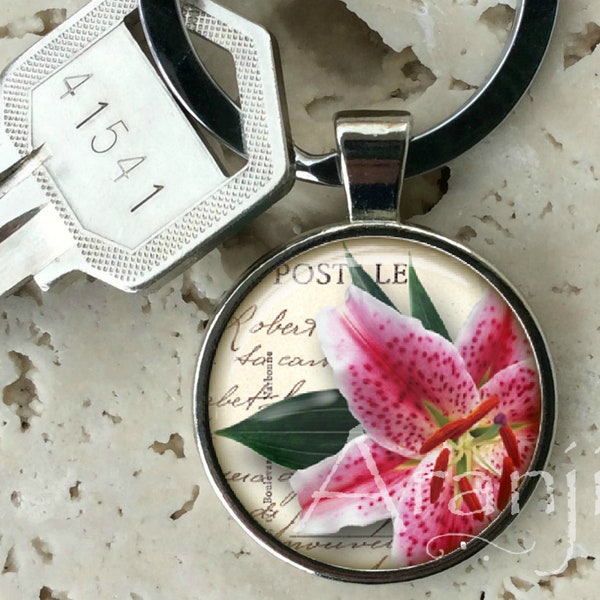 Stargazer lily keychain, key chain, key ring, key fob, stargazer lily keyring, flower key chain, pink flower, gift, pink keychain #PL121K