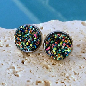 Dragon Lady iridescent green druzy earrings, green druzy earrings, druzy rainbow green stud earrings, druzy studs, bridesmaid, Earring#G11E