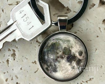 Full moon keychain, key chain, key ring, key fob, moon keychain, full moon key chain, gift, moon, gift for man or woman, full moon SP120K