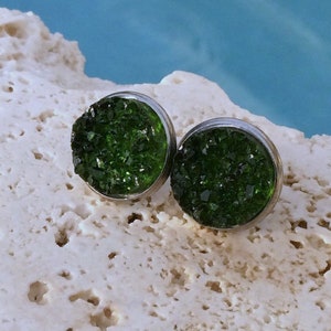 Deep Jungle dark olive green druzy earrings, olive green druzy earrings, druzy stud earring, green, druzy studs, bridesmaid, Earring#G10E