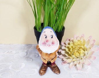 Vintage Walt Disney Productions Sneezy Dwarf Snow White 4" Ceramic Figurine Enesco