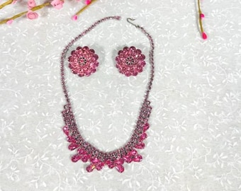 Vintage Pink Rhinestone Necklace & Earrings Set – Mid-Century Sparkle – Clip-On Jewelry