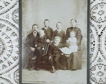 Victorian Family Portrait • Parents & Five Children • Gothic Western Cabinet Card North Dakota