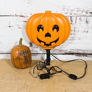 Vintage Halloween Two-Sided Jack-O-Lantern Flat Face Pumpkin Blow Mold With Cord & Mount