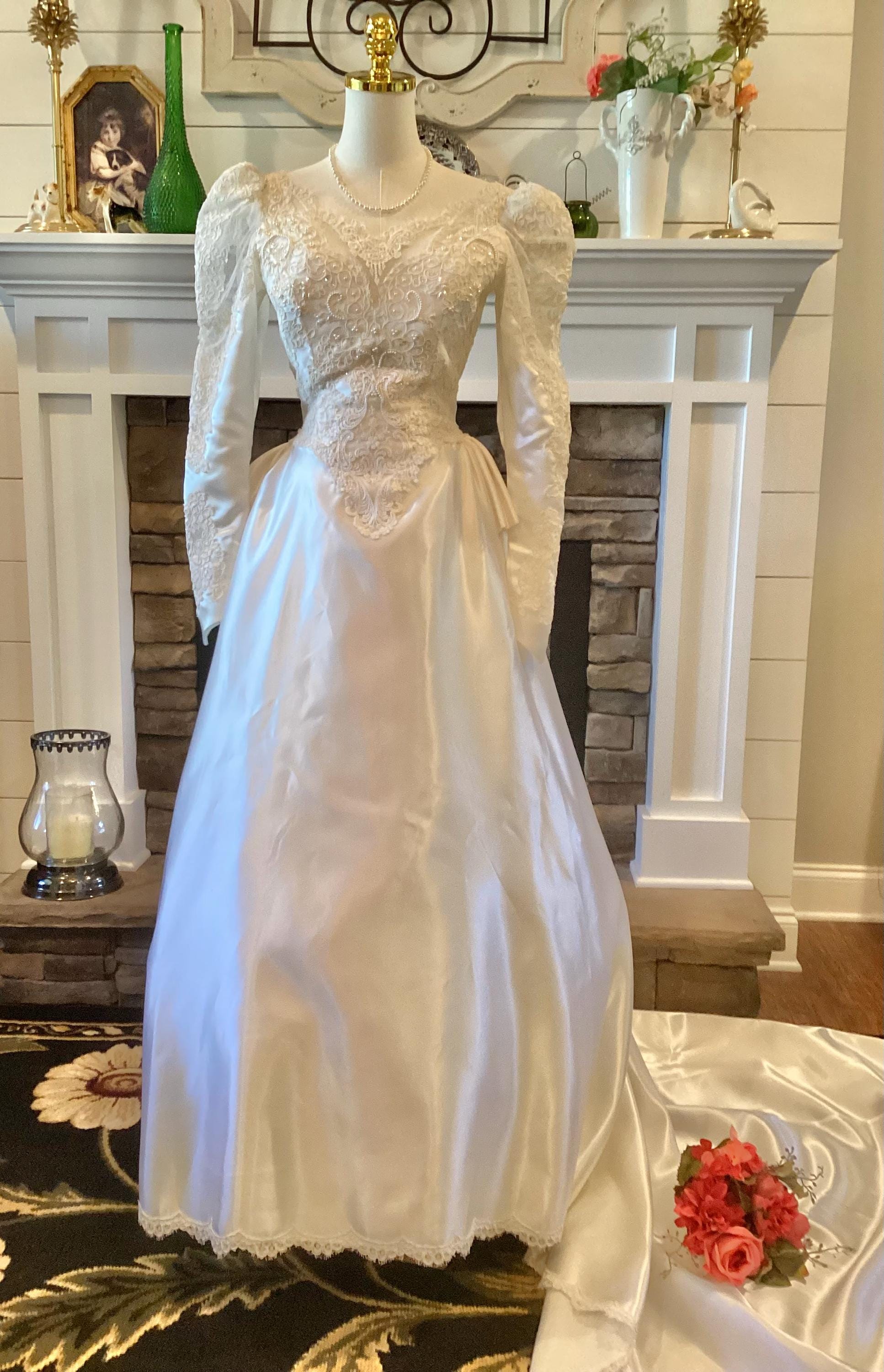 Graduation Dresses Jcpenney White Long Dresses Regal Satin Beaded Wedding Gown Dress Cathedral Length Train Lace Graduation Dresses Jcpenney White Long Dresses Regal Satin Beaded Wedding Gown Dress Cathedral Length Train Lace