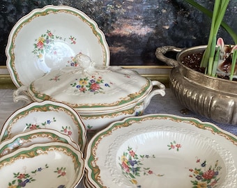 Vintage Johnson Brothers England Old Staffordshire “The Lucerne” Made In England Choice Of Accessory Pieces Serving Pieces And Bowls