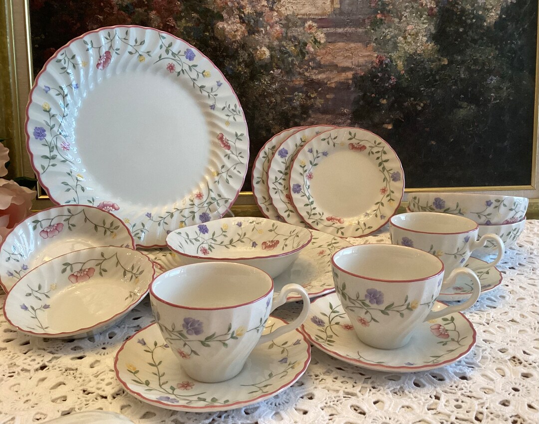 Vintage Johnson Brothers Summer Chintz Dinnerware Set of 18 Pieces Etsy
