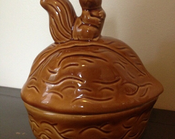 Vintage Squirrel Nut Dish Ceramic 2 Piece Walnut Shaped Dish Etsy