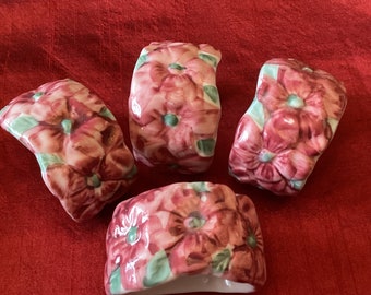 Vintage Set Of 4 Ceramic Napkin Rings Pink Raised Flower Napkin Holders