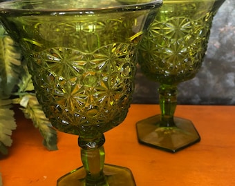 Daisy And Button Set Of 2 Water Goblets Verde Green Vintage Stemware LG Wright Glassware