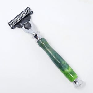 Green Mach 3/Venus Razor