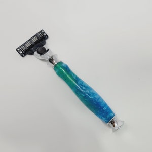 Blue and Green Mach 3/Venus Razor