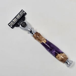 Hybrid Mach 3 or Venus Razor with Purple Resin & Australian Red Mallee Burl Wood