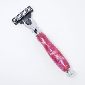 Pink Mach 3/Venus Razor